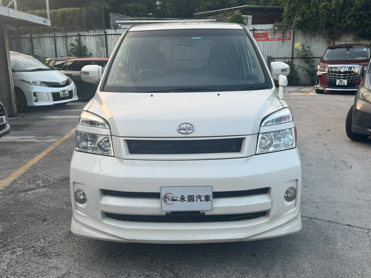 TOYOTA VOXY 2006