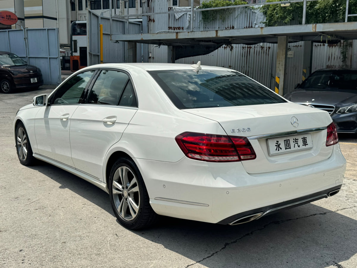 Benz E200 2014
