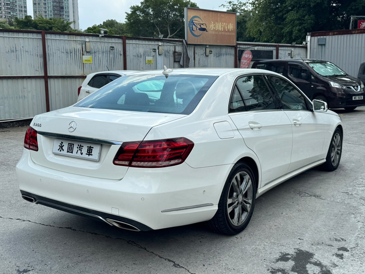 Benz E200 2014