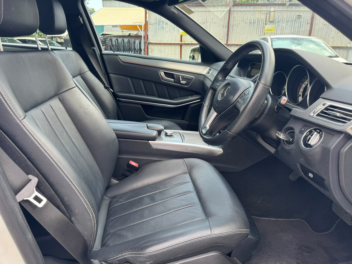 Benz E200 2014