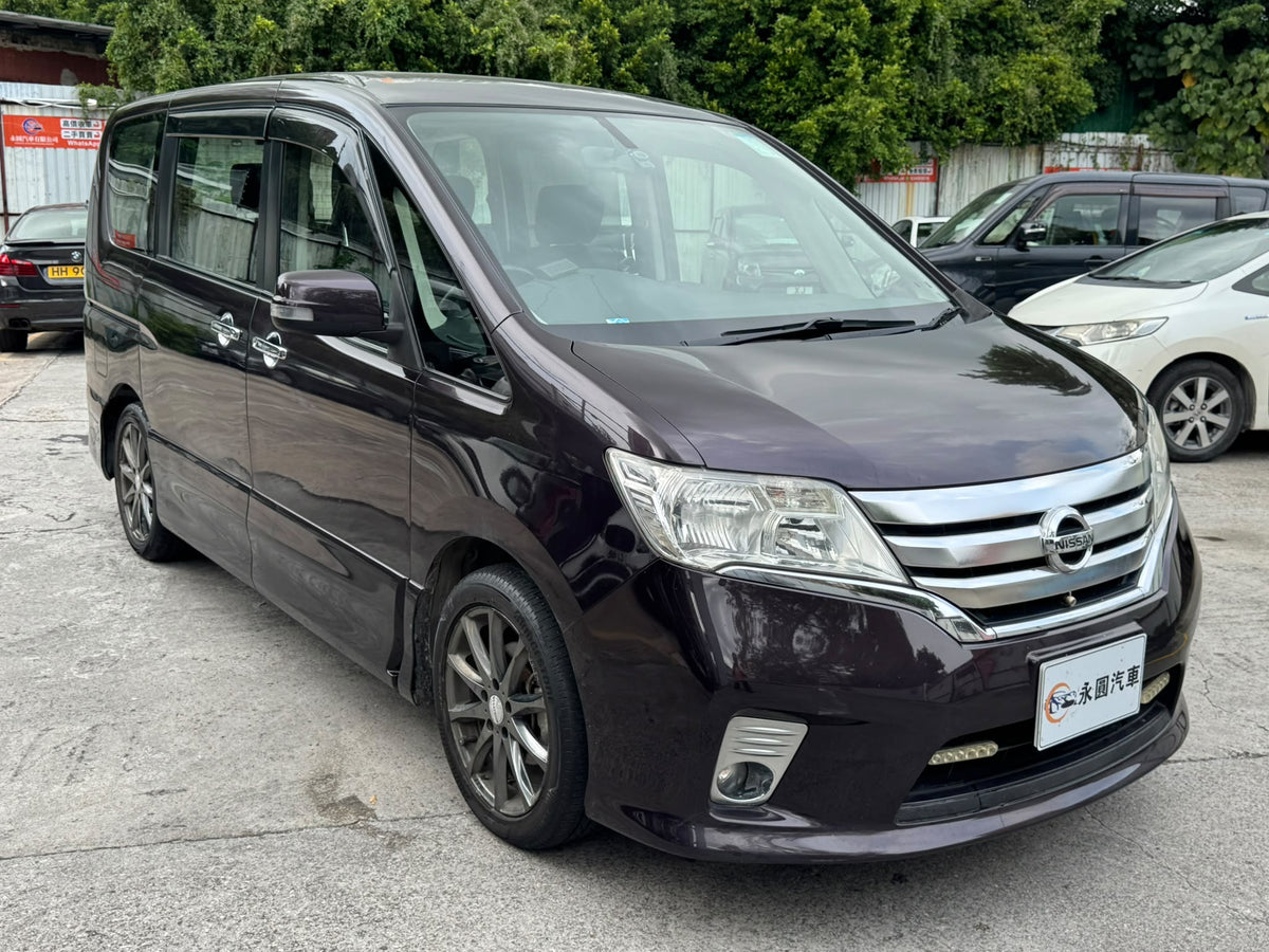 Nissan Serena 2011