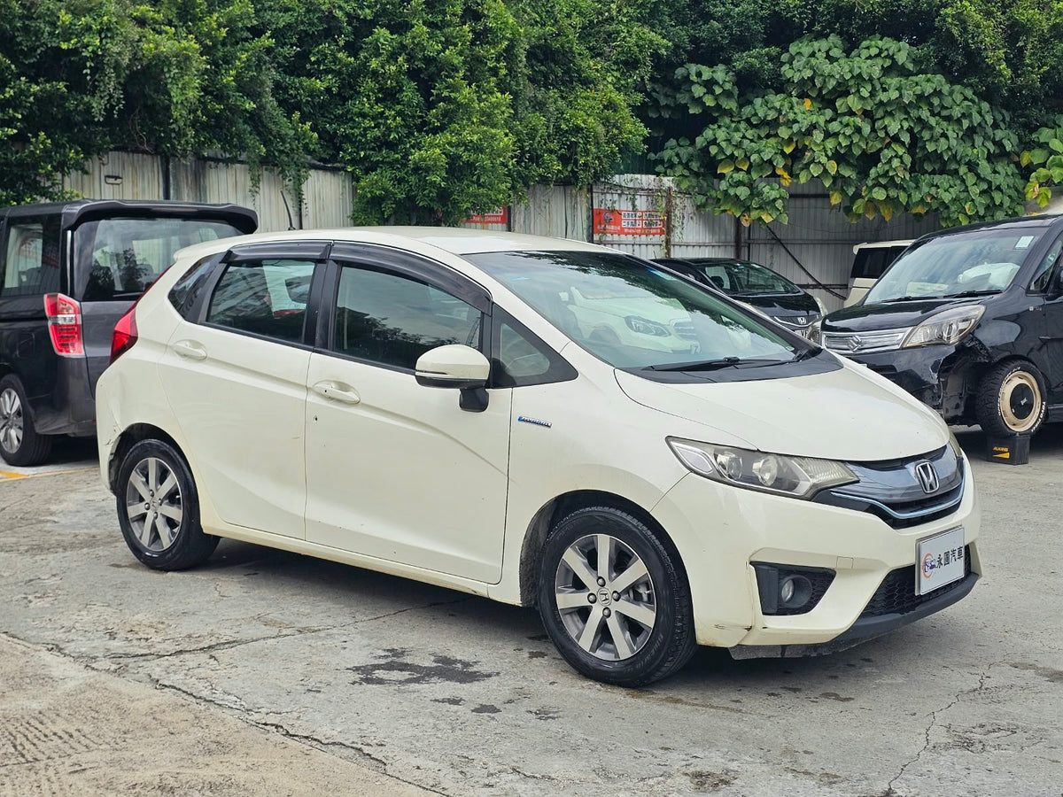 HONDA FIT HYBRID 2014