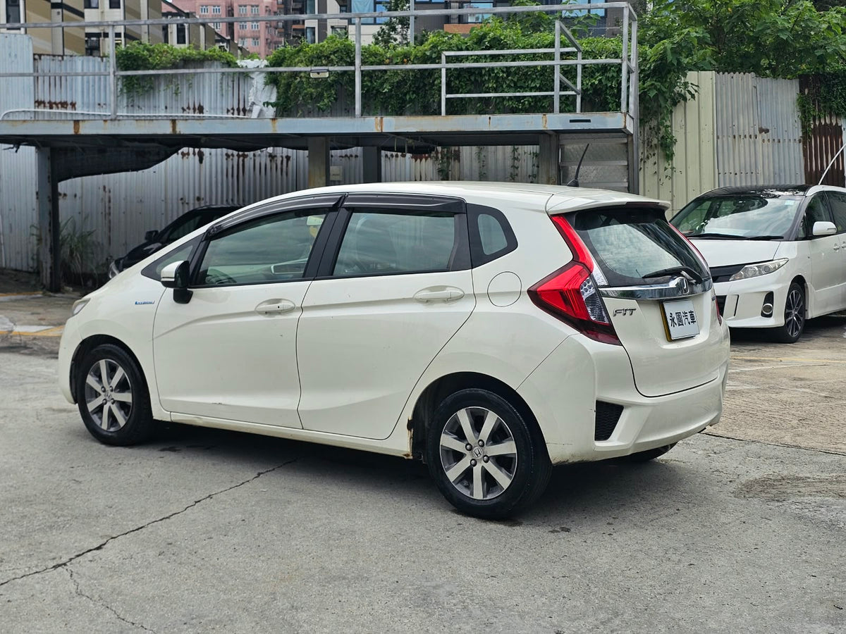 HONDA FIT HYBRID 2014