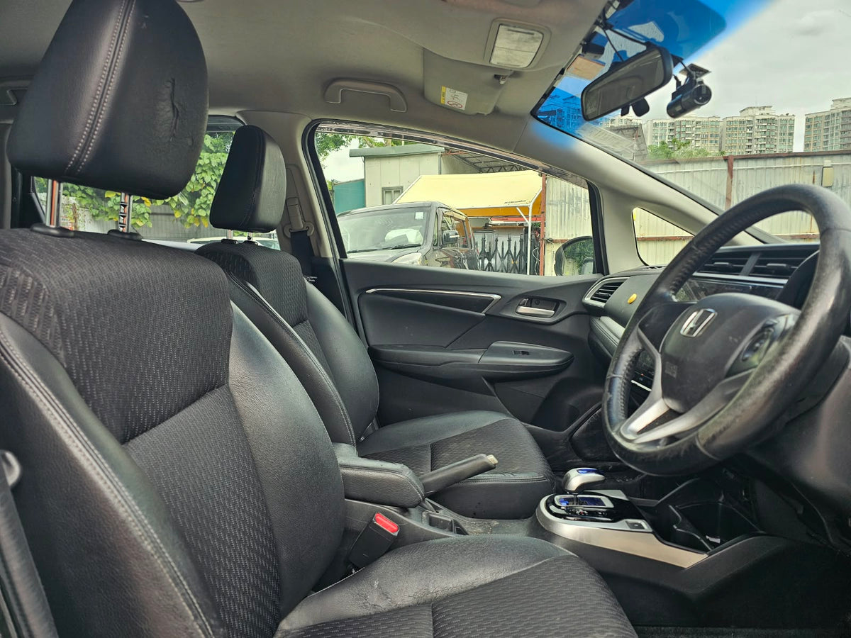 HONDA FIT HYBRID 2014
