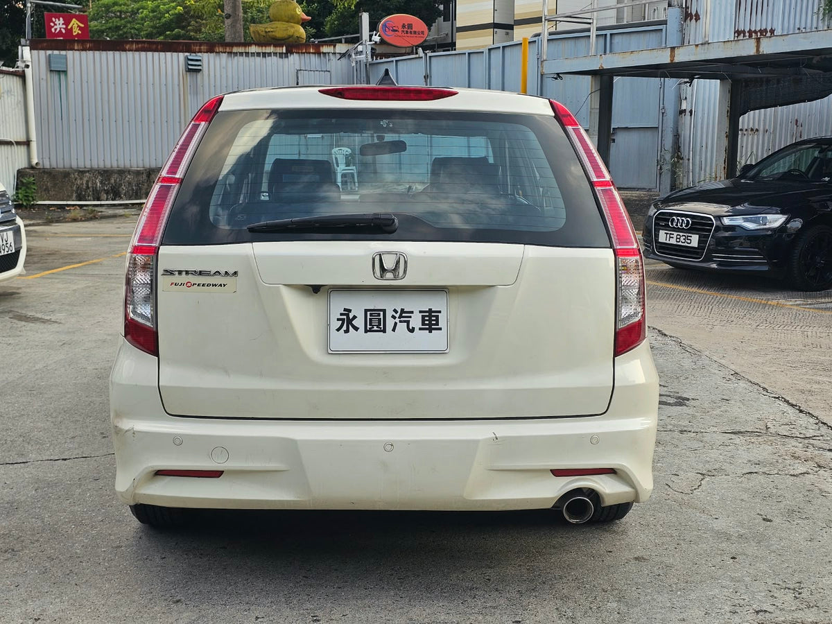 HONDA STREAM 2009