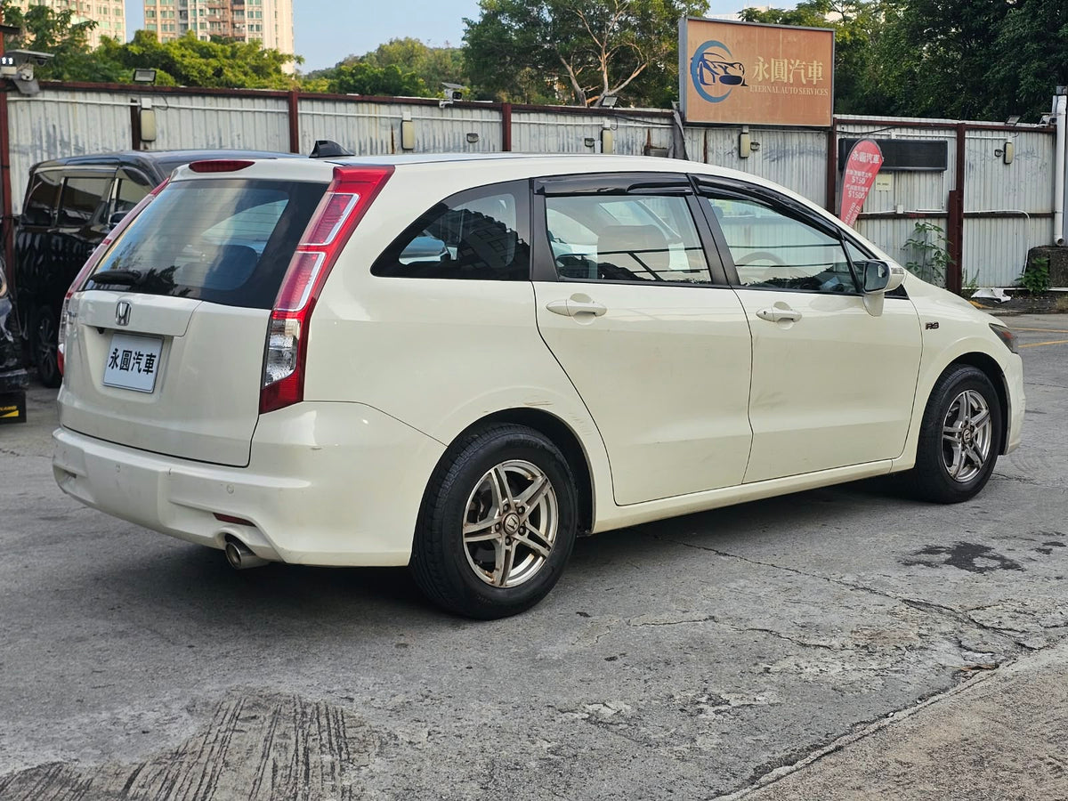 HONDA STREAM 2009