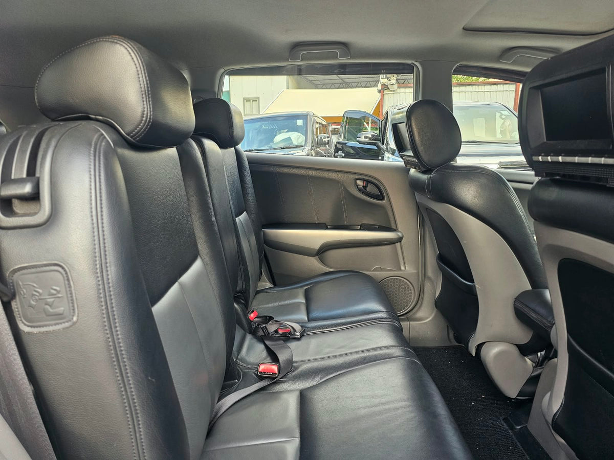 HONDA STREAM 2009
