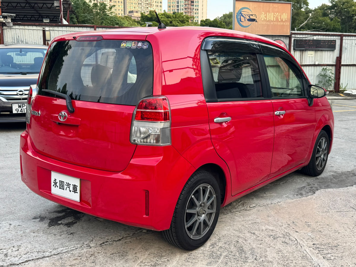 TOYOTA SPADE 2012