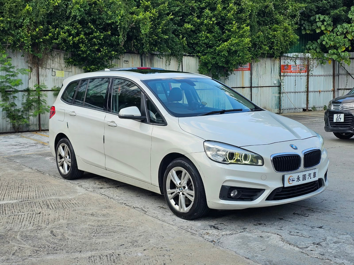 B.M.W. 220IA 2016