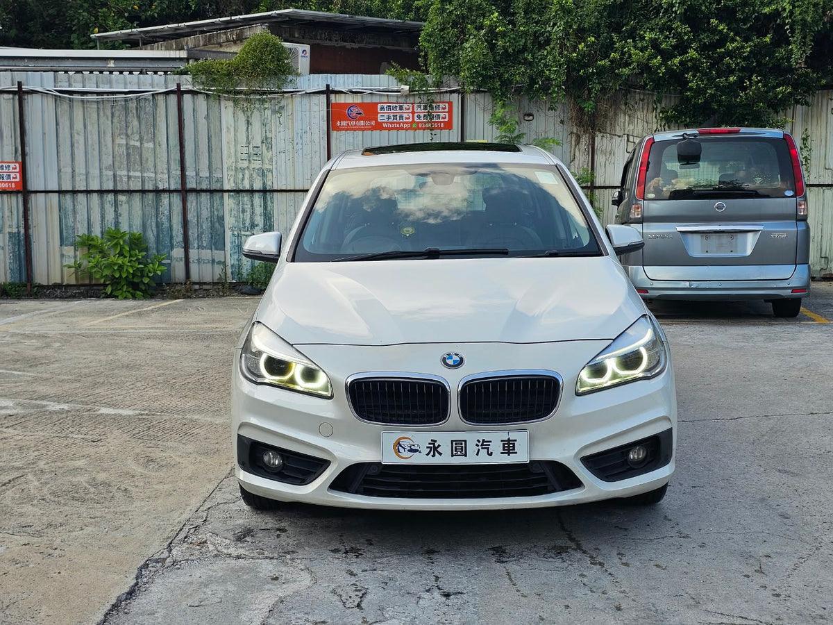 B.M.W. 220IA 2016