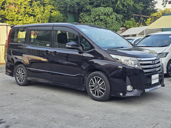 2014 Toyota Noah Deluxe