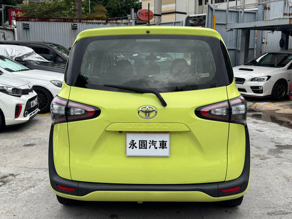 Toyota Sienta 2016