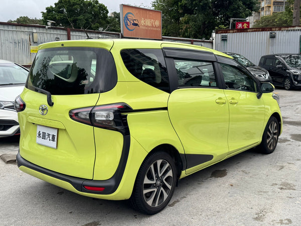 Toyota Sienta 2016