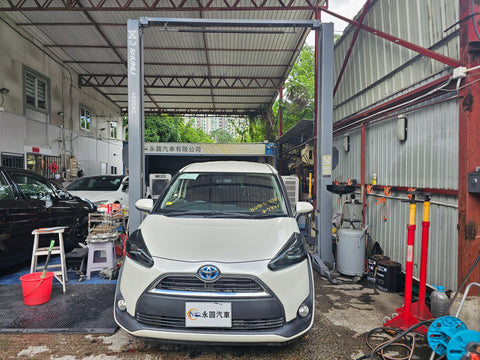 2015 Toyota Sienta Hybird
