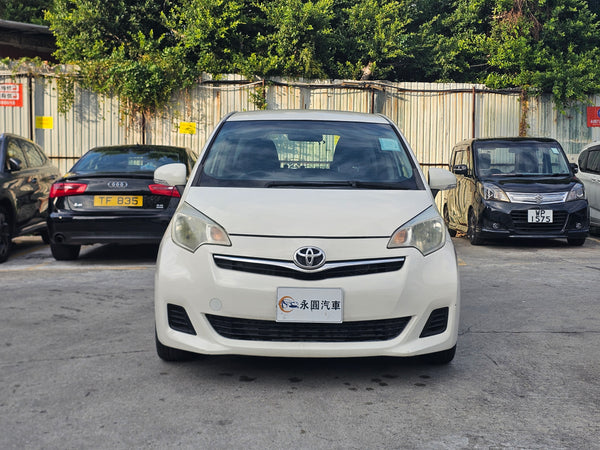 Toyota Ractis 2011