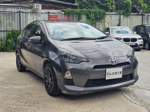 2013 Toyota Prius Aqua