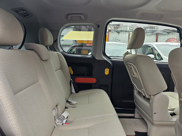 2015 Toyota Spade 1.5