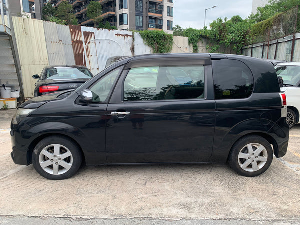 Toyota Spade 1.5 2015