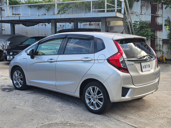 2016 Honda Fit Hybird GP5
