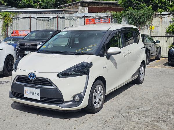 2015 Toyota Sienta Hybird