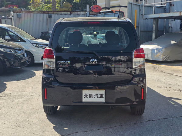 Toyota Spade G 2015