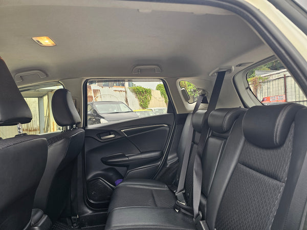 Honda Fit Hybird GP5 2013