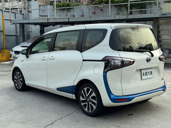 2018 Toyota Sienta Hybird
