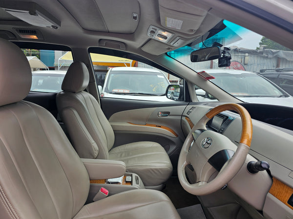 Toyota Previa GL 2010