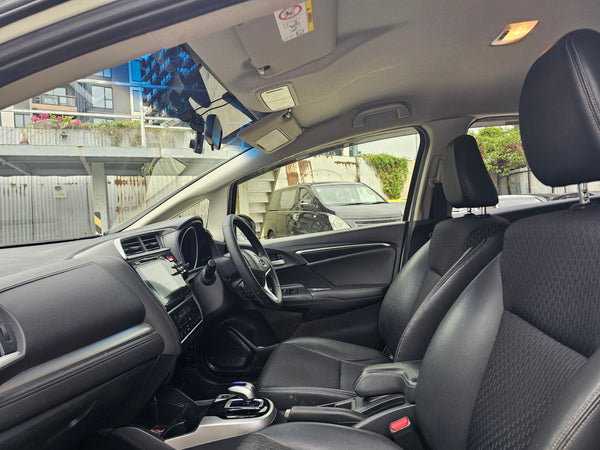 Honda Fit Hybird GP5 2013