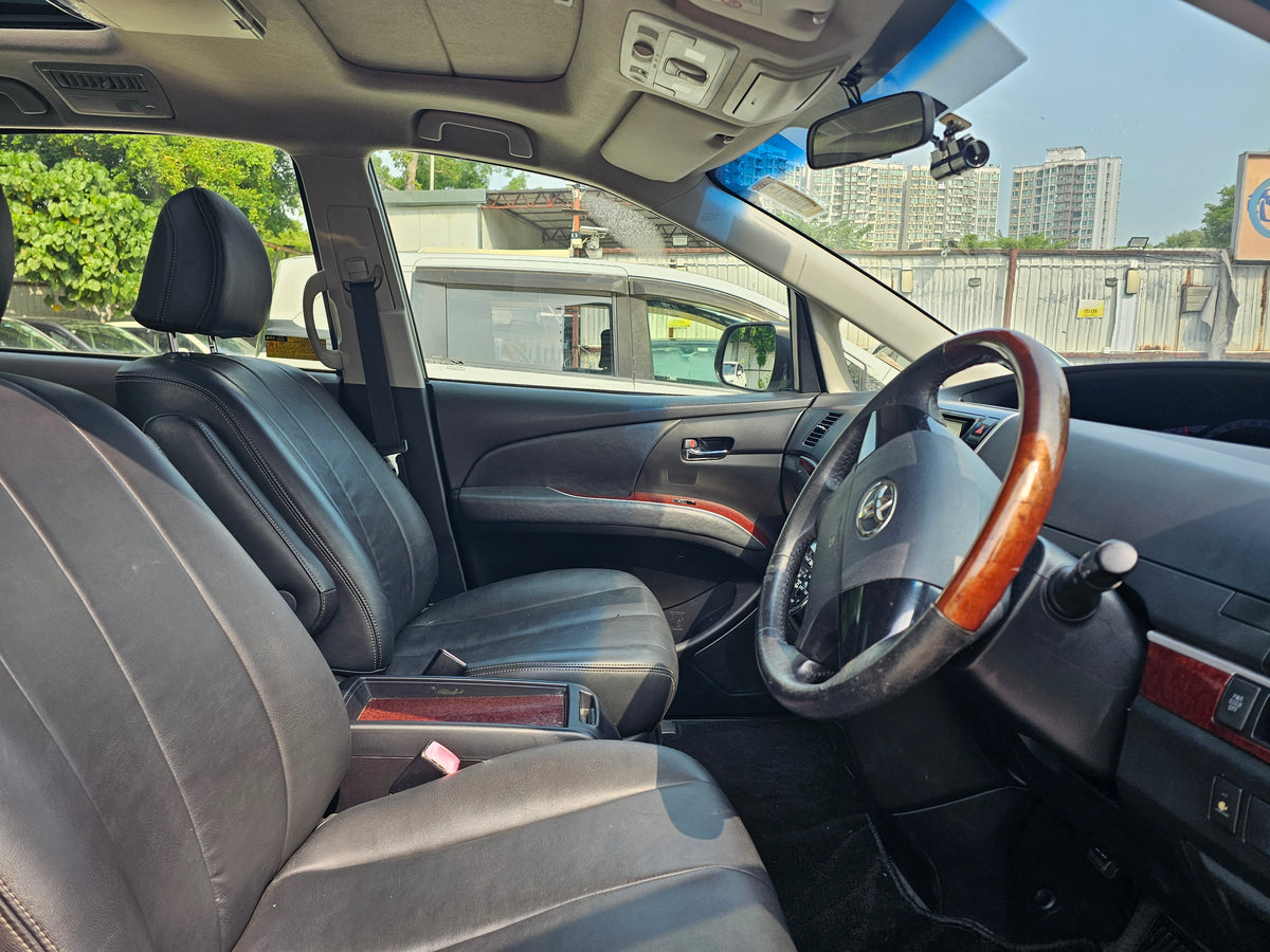 2013 Toyota Previa