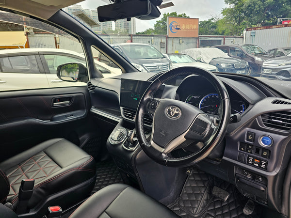 2016 Toyota Voxy Hybird