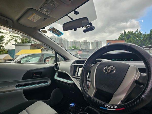 2013 Toyota Prius Aqua