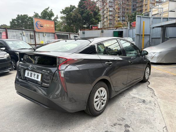 Toyota Prius Hybird 2016