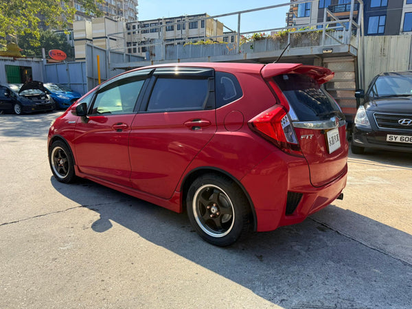 Honda Fit Hybird GP5 S 2013