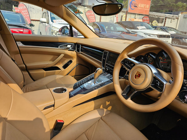 2010 Porsche Panamera 4S
