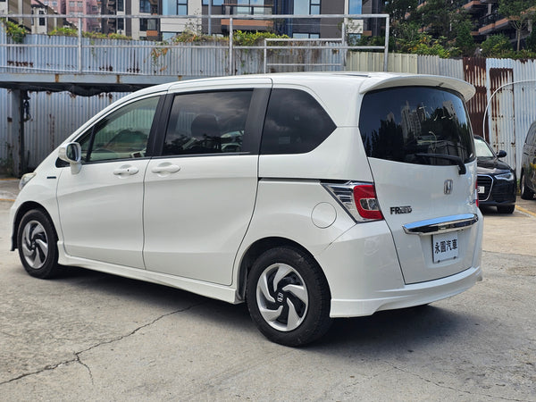 2016 Honda Freed Hybird GP3
