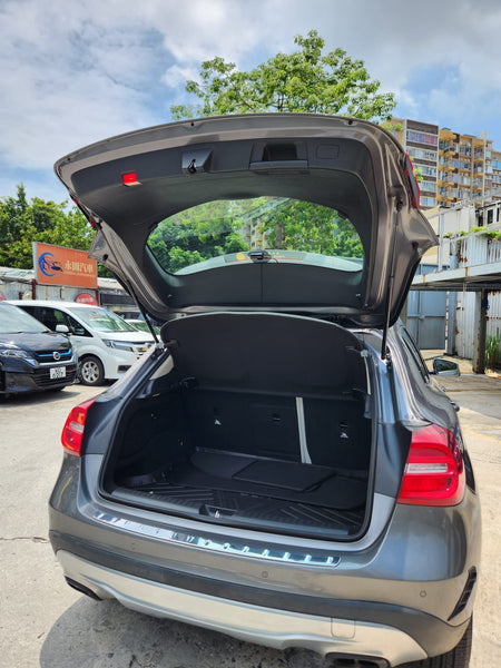 Benz GLA200