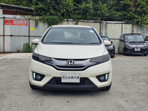 Honda Fit Hybird GP5 2013