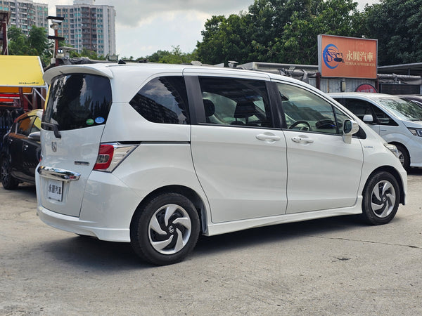 2016 Honda Freed Hybird GP3